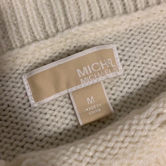 Michael Kors knit sweater. - Picture 4 of 4